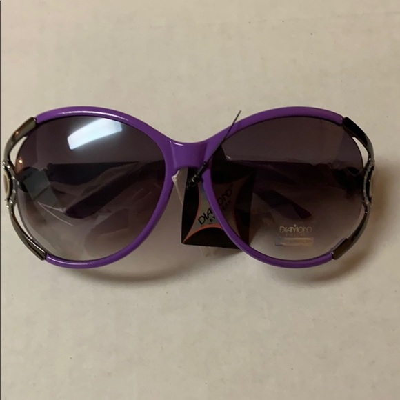 2 for $30 sunglasses - Picture 1 of 2